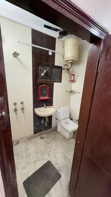 Image of 900 Sq.ft 2 BHK Independent House for rent in Patel Nagar, New Delhi for Rs. 45000