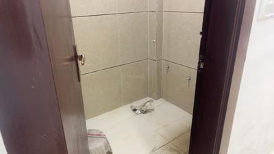 Bathroom Image of 660 Sq.ft 1 BHK Builder Floor for sale in Indirapuram Ghaziabad for Rs. 3700000