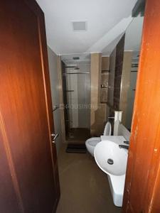 Image of 1700 Sq.ft 4 BHK Apartment / Flat for rent in Rajlaxmi Residency, Khar East, Mumbai for Rs. 360000
