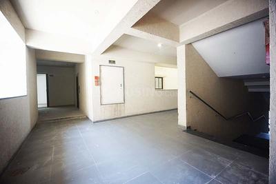 Kitchen Image of 2304 Sq.ft 3 BHK Apartment / Flat for sale in Vaishno Devi Circle Ahmedabad for Rs. 13500000