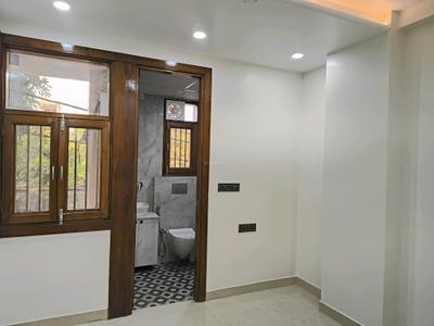 Bedroom Image of 1380 Sq.ft 3 BHK Builder Floor for sale in Vaishali Ghaziabad for Rs. 14000000