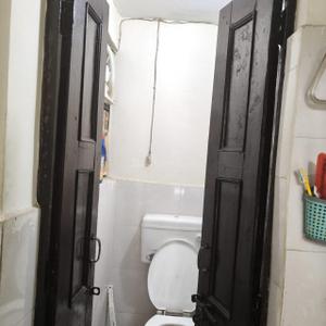 Image of 450 Sq.ft 1 BHK Apartment / Flat for rent in Bharat Apartments, Sector 16B Dwarka, New Delhi for Rs. 18000