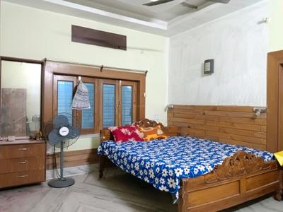 Bedroom Image of 4000 Sq.ft 8 BHK Independent House for sale in Behala Kolkata for Rs. 16500000
