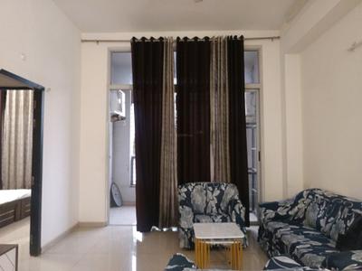Living Room Image of 1000 Sq.ft 2 BHK Apartment / Flat for sale in Amanora Future Towers, Hadapsar Pune for Rs. 14500000