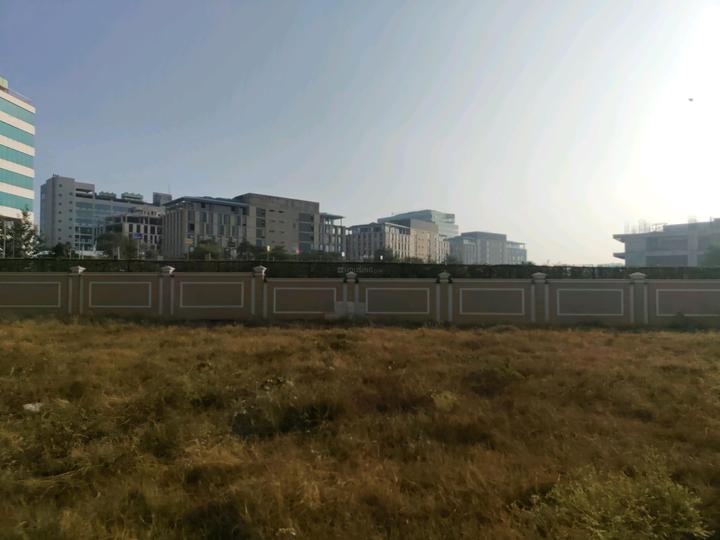 Orris Atulyam 83 Main Image 1