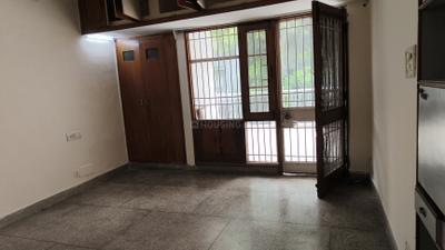 Bedroom Image of 1600 Sq.ft 3 BHK Duplex for rent in DDA Sector C Pocket 6, Vasant Kunj New Delhi for Rs. 78000