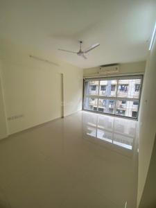 Bedroom Image of 1300 Sq.ft 3 BHK Apartment / Flat for sale in Godrej Central, Chembur Mumbai for Rs. 29000000