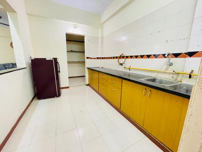Kitchen Image of 1250 Sq.ft 2 BHK Apartment / Flat for rent in Satellite Ahmedabad for Rs. 25000