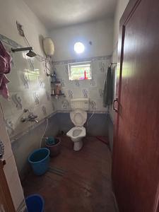 Bathroom Image of 1050 Sq.ft 2 BHK Apartment / Flat for sale in Netaji Nagar Kolkata for Rs. 4200000