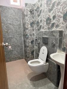 Bathroom Image of 1000 Sq.ft 2 BHK Apartment / Flat for sale in Ganga Nagar Rishikesh for Rs. 7000000