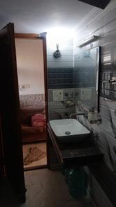 Image of 1100 Sq.ft 2 BHK Builder Floor for rent in Rajouri Garden, New Delhi for Rs. 35000