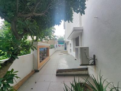 Balcony Image of 6750 Sq.ft 5 BHK Villa for sale in Prahlad Nagar Ahmedabad for Rs. 83100000