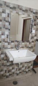 Bathroom Image of 2000 Sq.ft 3 BHK Builder Floor for rent in Gomti Nagar Lucknow for Rs. 24000