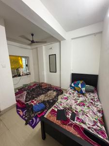 Bedroom Image of 1000 Sq.ft 2 BHK Apartment / Flat for rent in Dum Dum Cantonment Kolkata for Rs. 12000
