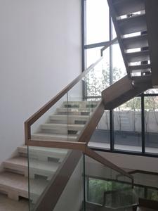 Staircase Image of 5475 Sq.ft 5 BHK Apartment / Flat for sale in County 107, Sector 107 Noida for Rs. 158000000