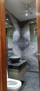 Bathroom Image of 1800 Sq.ft 3 BHK Builder Floor for rent in Yojana Vihar RWA, Anand Vihar New Delhi for Rs. 60000