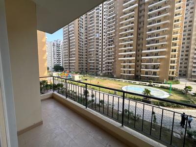 Balcony Image of 2175 Sq.ft 4 BHK Apartment / Flat for sale in Amrapali Crystal Homes Phase 1, Sector 76 Noida for Rs. 28300000