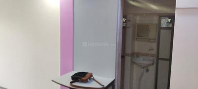 Bedroom Image of 700 Sq.ft 2 BHK Apartment / Flat for sale in Malad East Mumbai for Rs. 16000000