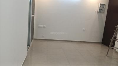 Living Room Image of 1090 Sq.ft 3 BHK Apartment / Flat for sale in Prateek Grand City, Siddharth Vihar Ghaziabad for Rs. 12800000