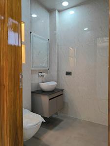 Bedroom One Image of 2250 Sq.ft 4 BHK Builder Floor for sale in Vaishali Ghaziabad for Rs. 35000000