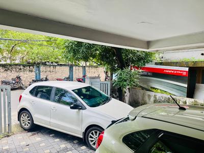 Balcony Image of 2500 Sq.ft 4 BHK Independent House for sale in M.G. Road Kochi for Rs. 80000000