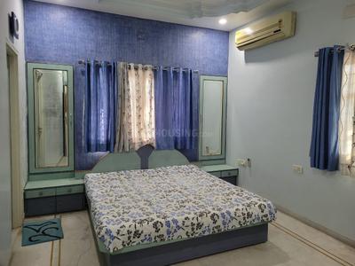 Bedroom Image of 2700 Sq.ft 3 BHK Independent House for rent in Ghatlodiya Ahmedabad for Rs. 60000