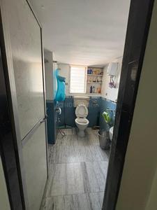 Bathroom Image of 1500 Sq.ft 3 BHK Apartment / Flat for sale in Raj Navin Asha CHS, Dadar East Mumbai for Rs. 46000000