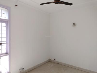 Bedroom Image of 2100 Sq.ft 4 BHK Apartment / Flat for sale in Meera Bai Apartments, Sector 5 Dwarka New Delhi for Rs. 28200000