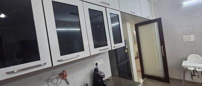 Kitchen Image of 1800 Sq.ft 3 BHK Apartment / Flat for rent in Kalyani Nagar Pune for Rs. 75000