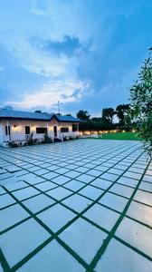 Image of 13500 Sq.ft 1 BHK Farm House for sale in Badusarai, New Delhi for Rs. 70000000