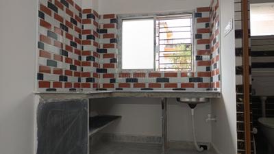 Kitchen Image of 260 Sq.ft 1 RK Apartment / Flat for rent in Salt Lake City Kolkata for Rs. 9000