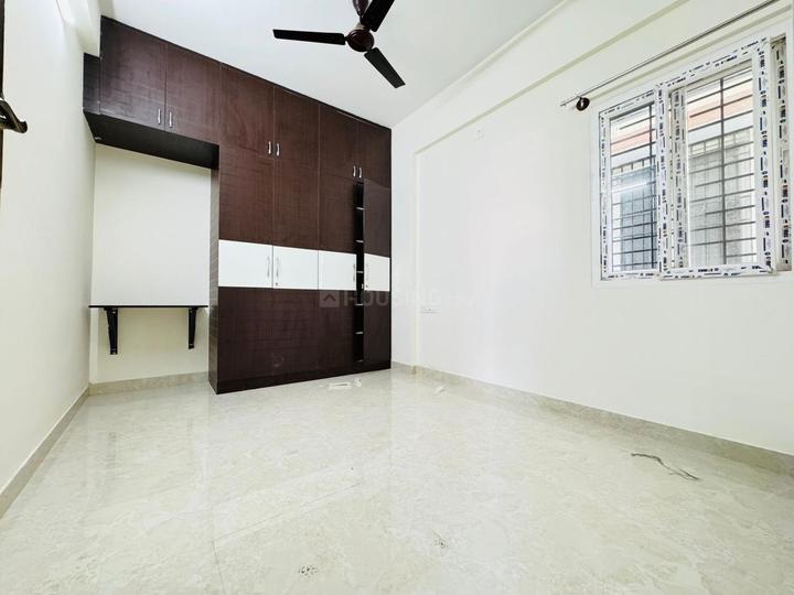 Home track Bedroom 1