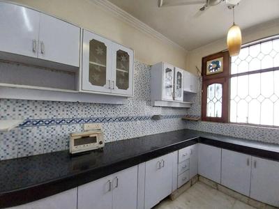 Kitchen Image of 2700 Sq.ft 3 BHK Builder Floor for sale in DLF Phase 2, DLF Phase 2 Gurgaon for Rs. 37500000