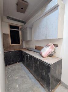 Kitchen Image of 1075 Sq.ft 2 BHK Apartment / Flat for rent in JMD A1 Tower, Sector 73 Noida for Rs. 18250