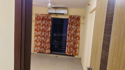 Bedroom Image of 800 Sq.ft 2 BHK Apartment / Flat for rent in Dahisar West Mumbai for Rs. 40000
