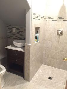 Bathroom Image of 1000 Sq.ft 2 BHK Apartment / Flat for sale in The Vile Parle Kapole, Vile Parle West Mumbai for Rs. 40000000