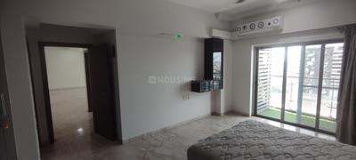Bedroom Image of 2600 Sq.ft 3 BHK Apartment / Flat for rent in Phoenix City The Crest, Velachery Chennai for Rs. 180000