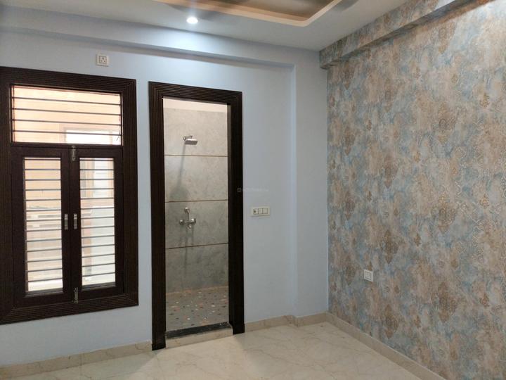 Lal Kuan Main Image 1