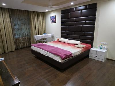Bedroom Image of 4000 Sq.ft 4 BHK Apartment / Flat for sale in Somajiguda Hyderabad for Rs. 46000000