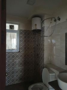 Common Bathroom Image of 1240 Sq.ft 2 BHK Apartment / Flat for rent in Umang Winter Hills, Sewak Park New Delhi for Rs. 38000