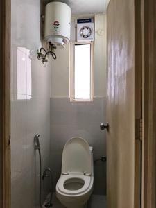 Common Bathroom Image of 900 Sq.ft 1 BHK Apartment / Flat for rent in Pyramid Homes by Pyramid Buildtech Private Limited, Sector 70A Gurgaon for Rs. 23200