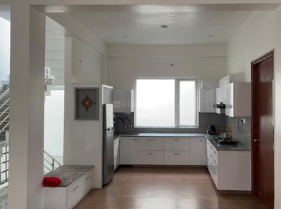 Kitchen Image of 7800 Sq.ft 7 BHK Villa for sale in UPAVP Vrindavan Yojna, Roberts Lines Lucknow for Rs. 58000000