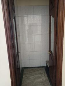 Bathroom Image of 600 Sq.ft 1 BHK Apartment / Flat for rent in Koramangala Bengaluru for Rs. 25000
