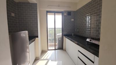 Kitchen Image of 750 Sq.ft 2 BHK Apartment / Flat for rent in Raunak City, Kalyan West Kalyan for Rs. 22500