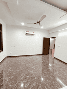 Image of 2200 Sq.ft 4 BHK Apartment / Flat for sale in Royale Mansions, Dhakoli, Zirakpur for Rs. 12600000