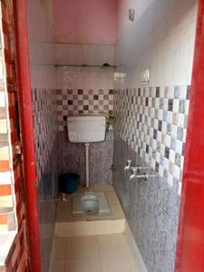 Bathroom Image of 300 Sq.ft 1 RK Apartment / Flat for sale in Indirapuram Ghaziabad for Rs. 2050000