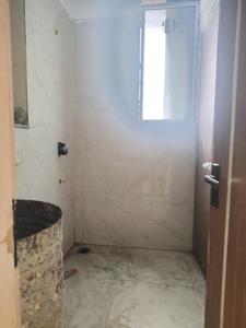 Common Bathroom Image of 1350 Sq.ft 4 BHK Apartment / Flat for sale in Sultanpur New Delhi for Rs. 13000000