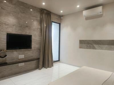 Bedroom Image of 3040 Sq.ft 3 BHK Apartment / Flat for sale in Clover Palisades, Mohammed Wadi Pune for Rs. 28500000