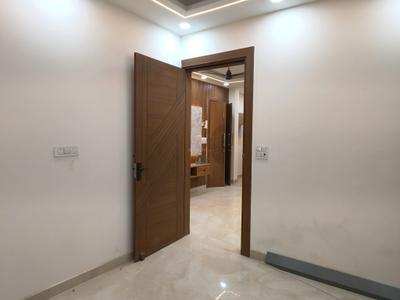 Bedroom Image of 1150 Sq.ft 3 BHK Apartment / Flat for sale in Shastri Nagar Ghaziabad for Rs. 6665000