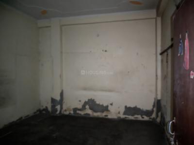 Bedroom Image of 250 Sq.ft 1 RK Apartment / Flat for rent in Khanpur New Delhi for Rs. 5500